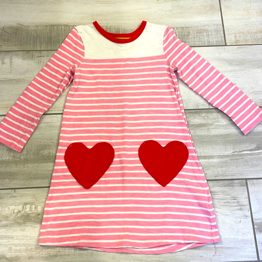 ❤️ Mini Boden hearts and stripes dress